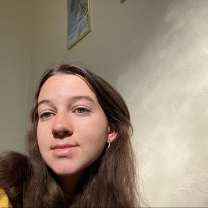 Meet your Posher, Elaine